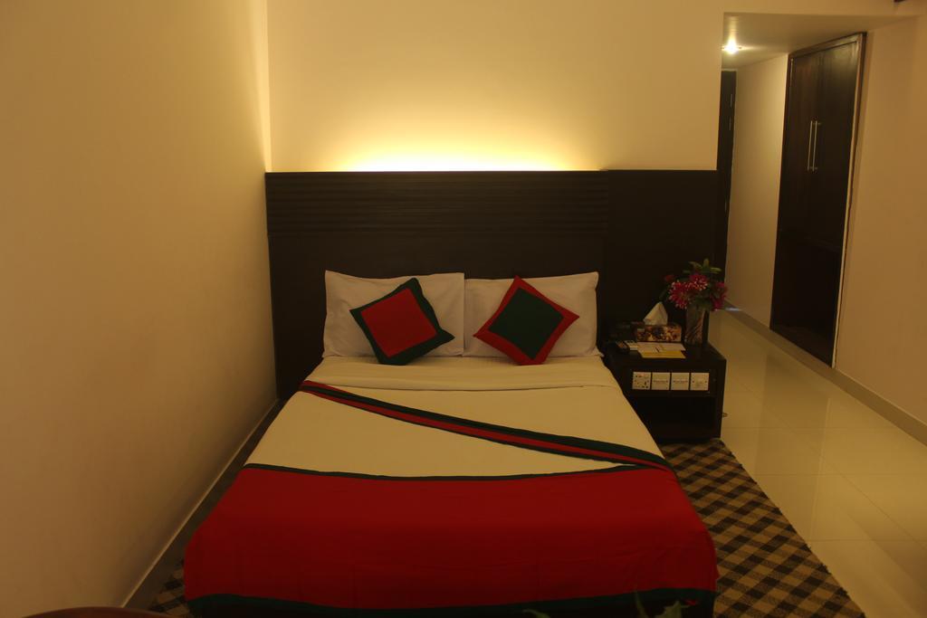 Nirvana Inn Sylhet Extérieur photo