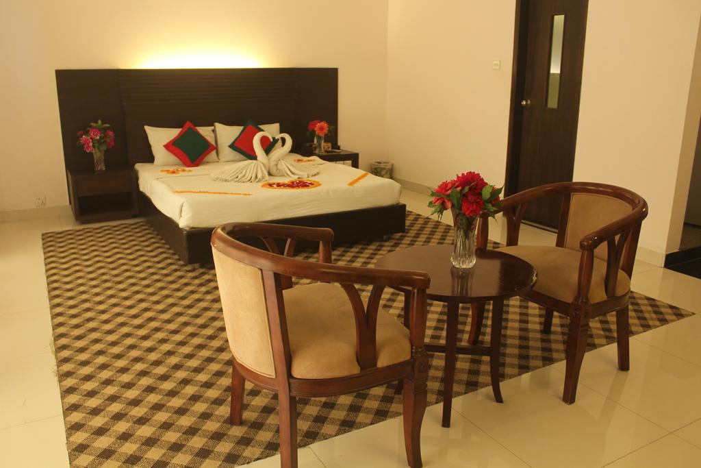 Nirvana Inn Sylhet Extérieur photo