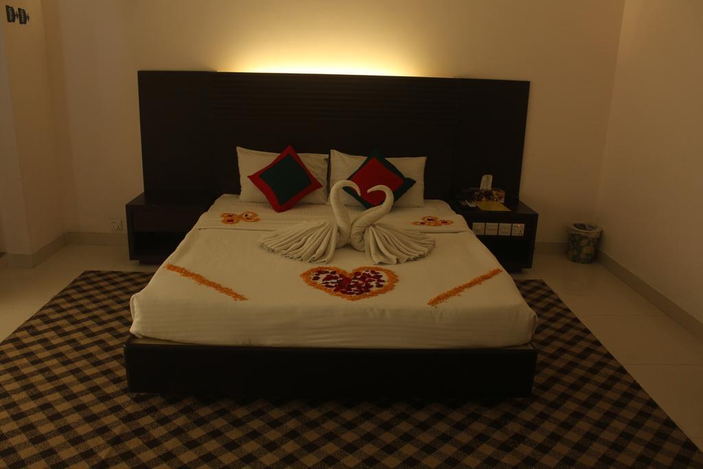 Nirvana Inn Sylhet Extérieur photo
