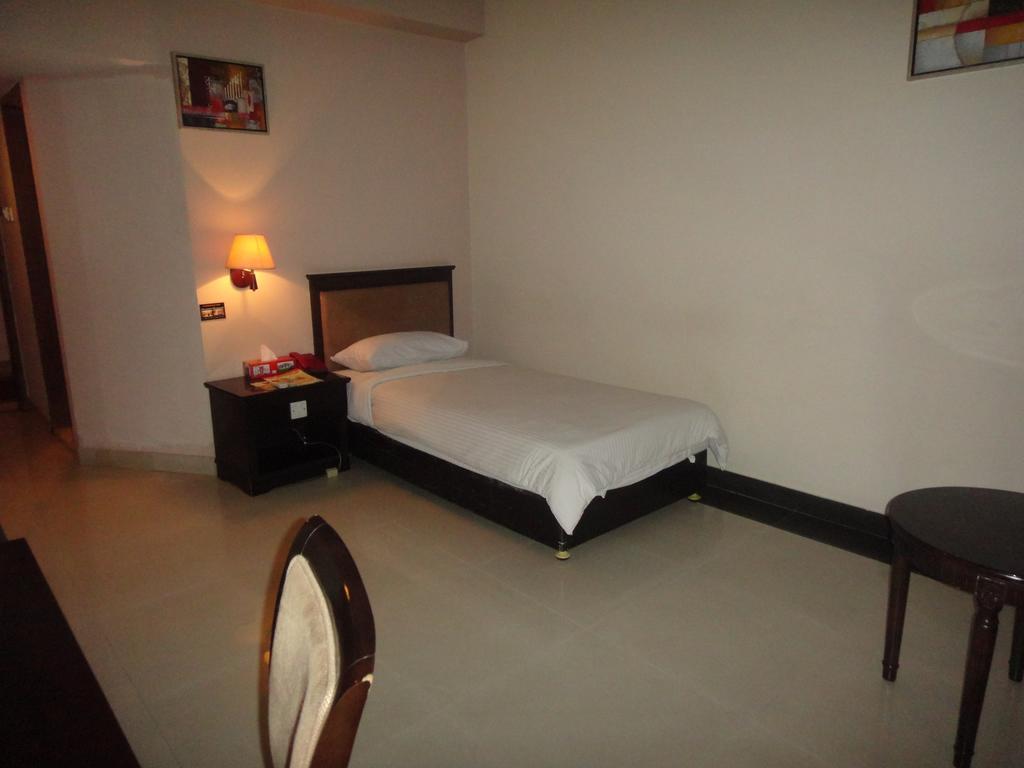 Nirvana Inn Sylhet Extérieur photo